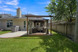14007 Albany Springs Ln, Houston, TX 77044 - Photo 36