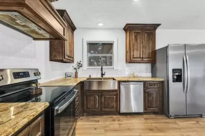 315 David, Bridge City, TX 77611 - Photo 6
