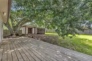 315 David, Bridge City, TX 77611 - Photo 22