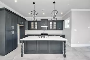 6322 Milwee St, Houston, TX 77092 - Photo 2