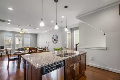 1129 Beasley Hills Lane, Houston, TX 77008 - Photo 14