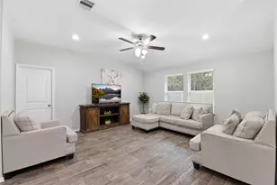 518 Rd 5138, Cleveland, TX 77327 - Photo 14