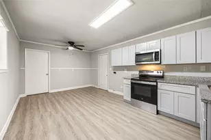 394 County Rd 3378, Cleveland, TX 77327 - Photo 12