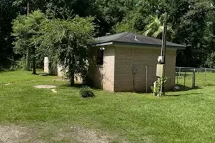 394 County Rd 3378, Cleveland, TX 77327 - Photo 2