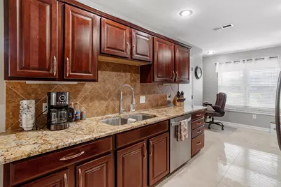 106 Tower Drive, Friendswood, TX 77546 - Photo 10