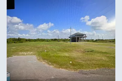 2321 Highway 87, Gilchrist, TX 77617 - Photo 2