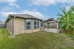 2206 Hidden Meadow Ln, Pearland, TX 77089 - Photo 40