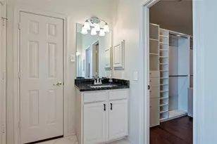 2009 Stapleton Dr, Friendswood, TX 77546 - Photo 18