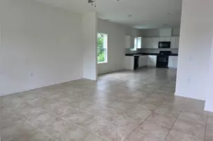 6102 White Oak Dr, Hitchcock, TX 77563 - Photo 2