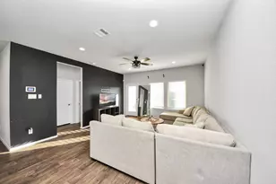 12754 Landon Light Ln, Houston, TX 77038 - Photo 16