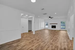 12411 Exbury Ct, Tomball, TX 77377 - Photo 8