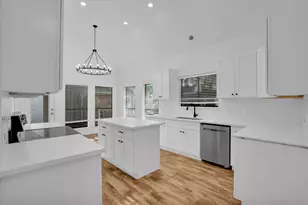 12411 Exbury Ct, Tomball, TX 77377 - Photo 14