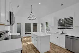 12411 Exbury Ct, Tomball, TX 77377 - Photo 16