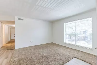 1100 Graham Drive #1304, Tomball, TX 77375 - Photo 8