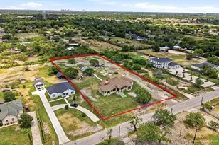 535 W Ansley Blvd, San Antonio, TX 78221 - Photo 2