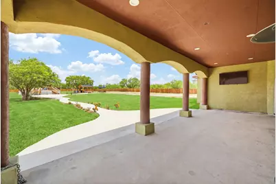 535 W Ansley Boulevard, San Antonio, TX 78221 - Photo 40
