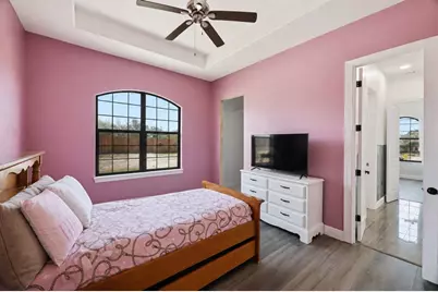 535 W Ansley Boulevard, San Antonio, TX 78221 - Photo 30
