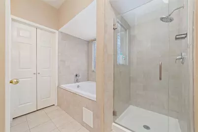 1011 Bristol Lane, Missouri City, TX 77459 - Photo 16