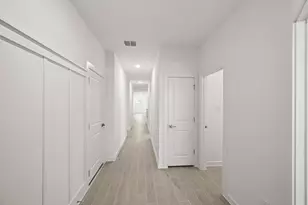 8338 Bay Oaks Dr, Baytown, TX 77523 - Photo 4