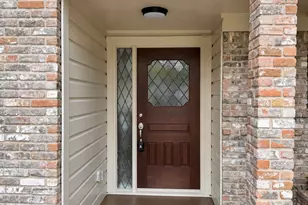 2111 Riverlawn Dr, Houston, TX 77339 - Photo 2