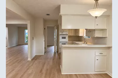 2111 Riverlawn Drive, Houston, TX 77339 - Photo 6