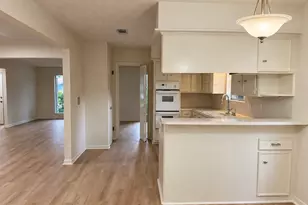 2111 Riverlawn Dr, Houston, TX 77339 - Photo 6