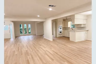 2111 Riverlawn Drive, Houston, TX 77339 - Photo 4