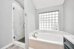 3210 Shadowwalk Dr, Houston, TX 77082 - Photo 26