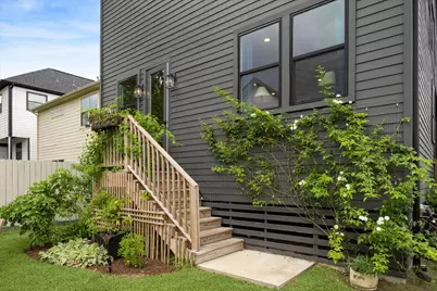 810 E 39th Street, Houston, TX 77022 - Photo 14