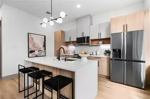 2942 Pitzlin St, Houston, TX 77023 - Photo 12