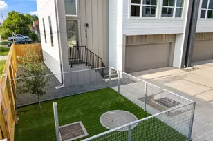 2942 Pitzlin St, Houston, TX 77023 - Photo 32