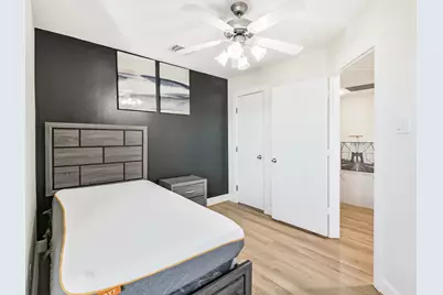 11307 Main Holly Drive, Houston, TX 77025 - Photo 30