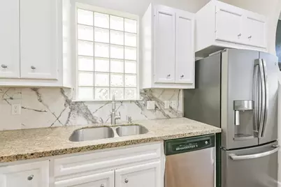 11307 Main Holly Drive, Houston, TX 77025 - Photo 18