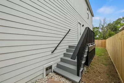 727 E 40th Street, Houston, TX 77022 - Photo 20
