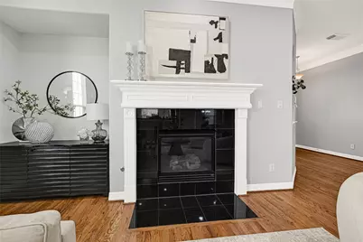 1420 W 26th Street, Houston, TX 77008 - Photo 10