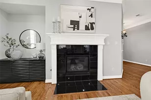 1420 W 26th St, Houston, TX 77008 - Photo 10