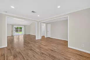 8530 Roos Rd, Houston, TX 77036 - Photo 8