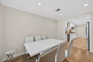 8530 Roos Rd, Houston, TX 77036 - Photo 12