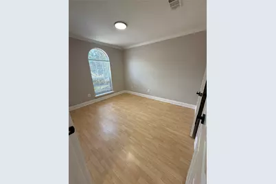 8622 Elm Lake Dr, Houston, TX 77083 - Photo 10