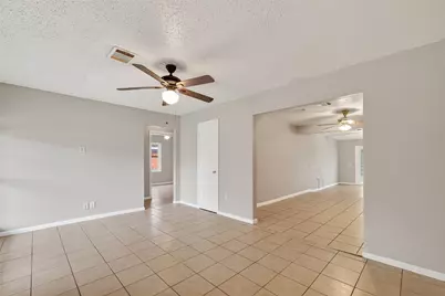 4326 Howcher Street, Houston, TX 77047 - Photo 4