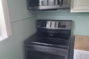 814 39th St, Houston, TX 77022 - Photo 18