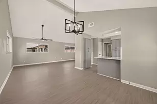 5923 Heatherbrook Dr, Houston, TX 77085 - Photo 6