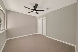 5923 Heatherbrook Dr, Houston, TX 77085 - Photo 24