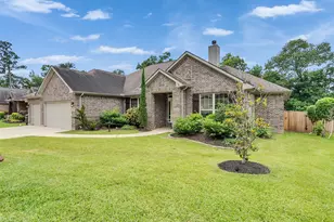 1713 Summergate Dr, Conroe, TX 77304 - Photo 2