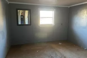 401 Billington St, Clute, TX 77531 - Photo 10