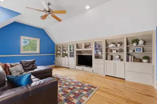 9201 Lake Forest Ct N, College Station, TX 77845 - Photo 32