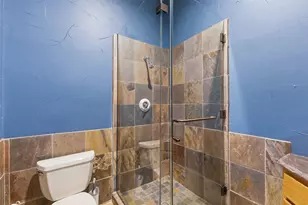 9201 Lake Forest Ct N, College Station, TX 77845 - Photo 22