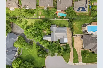 9201 Lake Forest Court N, College Station, TX 77845 - Photo 2