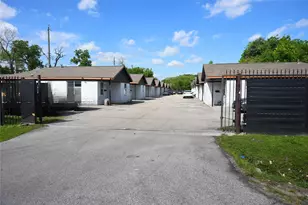 3805 Wipprecht St, Houston, TX 77026 - Photo 8