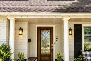 13047 Taylorcrest Rd, Houston, TX 77079 - Photo 2